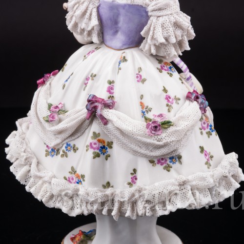 Статутка Девушка со шляпкой, кружевная, Volkstedt, Германия, до 1935 г.