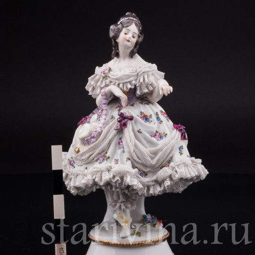 Статутка Девушка со шляпкой, кружевная, Volkstedt, Германия, до 1935 г.