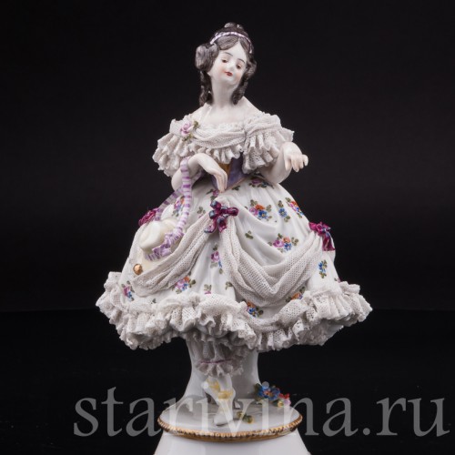 Статутка Девушка со шляпкой, кружевная, Volkstedt, Германия, до 1935 г.