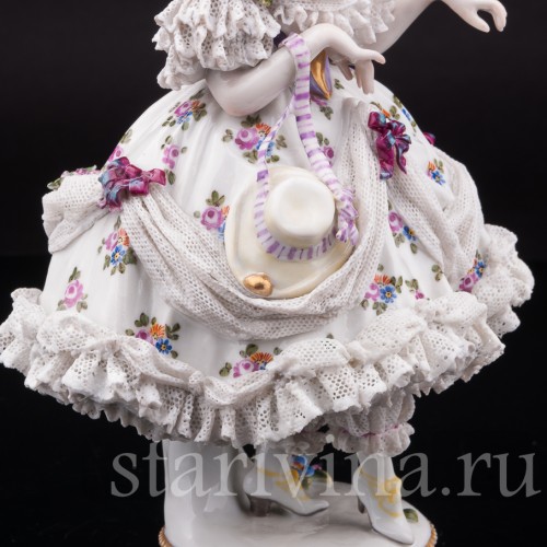 Статутка Девушка со шляпкой, кружевная, Volkstedt, Германия, до 1935 г.