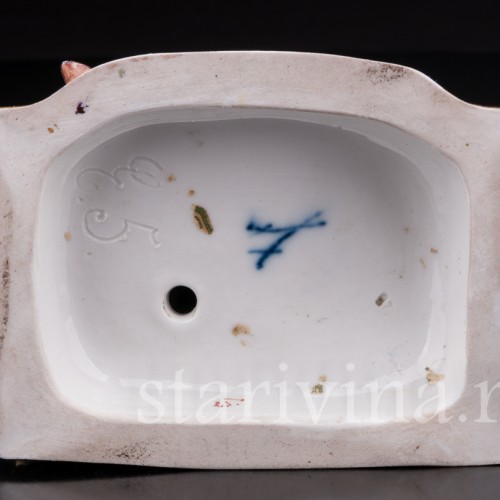 Антикварная статуэтка девушки Обоняние, 5 чувств, аллегория, Meissen, Германия, сер. 19 - нач. 20 вв.