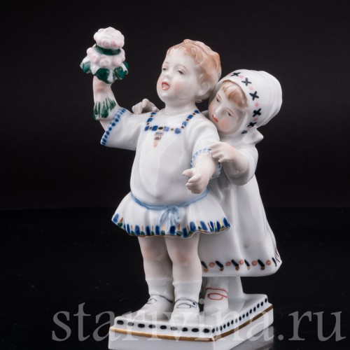 Фигурка из фарфора Дети с цветами, Karl Ens, Германия, 1920-30 гг.