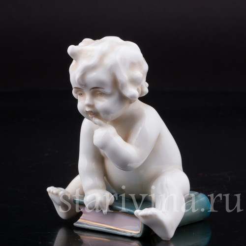 Фигурка Малыш на книге, E. A. Muller, Германия, нач. 20 в.