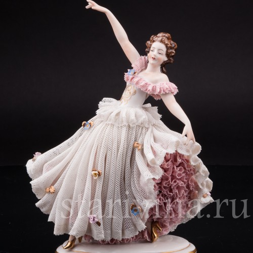 Статуэтка Танцующая девушка, кружевная, Ackermann & Fritze, Германия, нач. 20 в.
