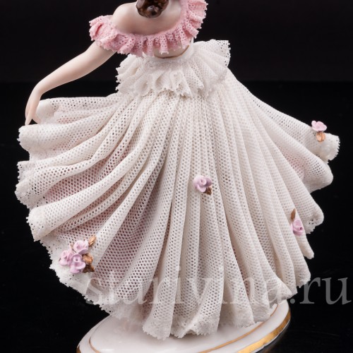 Статуэтка Танцующая девушка, кружевная, Ackermann & Fritze, Германия, нач. 20 в.