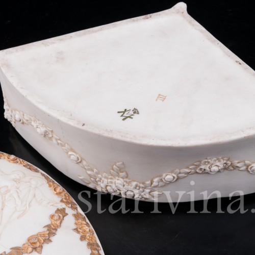 Антикварная фарфоровая шкатулка Балерина Камарго с кавалером, E. A. Muller, Германия, кон. 19 в.