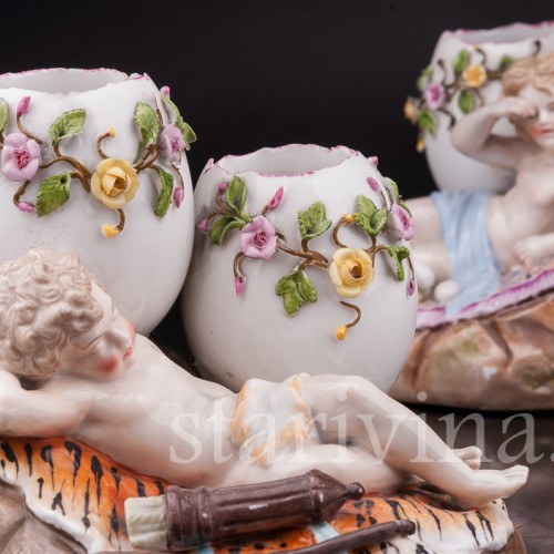 Парная фарфоровая композиция Отдыхающие путти, Ernst Bohne Sohne, Германия, кон. 19 - нач. 20 вв.