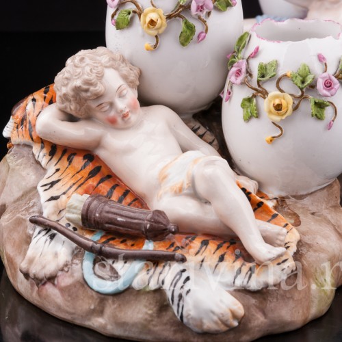 Парная фарфоровая композиция Отдыхающие путти, Ernst Bohne Sohne, Германия, кон. 19 - нач. 20 вв.
