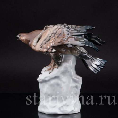 Фарфоровая статуэтка птицы Орел на скале, Karl Ens, Германия, 1920-30 гг.
