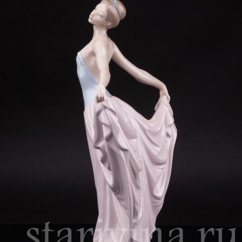 Фигурка  из фарфора Танцующая девушка, Lladro, Испания, 1979 г.