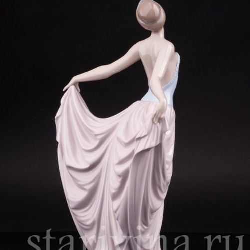 Фигурка  из фарфора Танцующая девушка, Lladro, Испания, 1979 г.