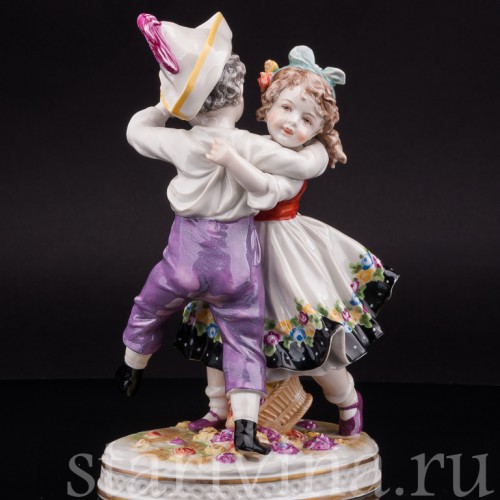 Фарфоровая фигурка Танцующие дети, Volkstedt, Германия, кон. 19 в.
