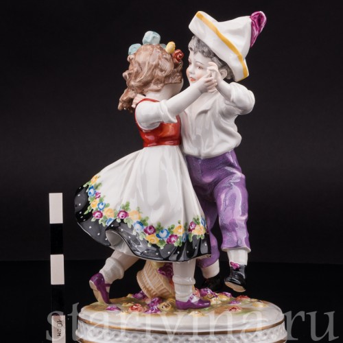 Фарфоровая фигурка Танцующие дети, Volkstedt, Германия, кон. 19 в.