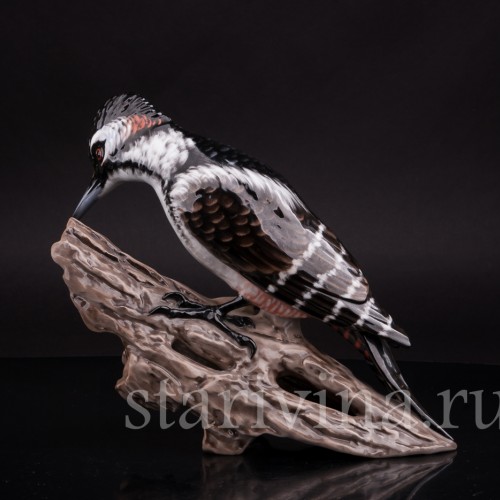 Фарфоровая статуэтка птицы Пестрый дятел на пне, Rosenthal, Германия, 1960 гг.