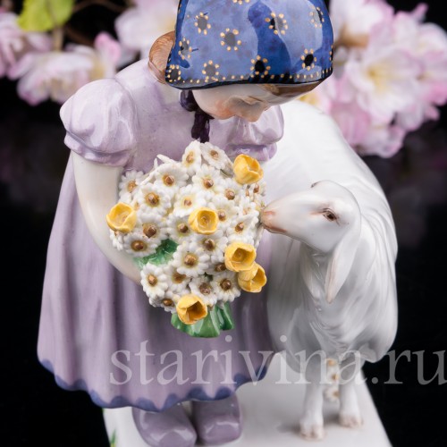Фарфоровая фигурка Девочка с овечкой, Meissen, Германия, 1910 гг.