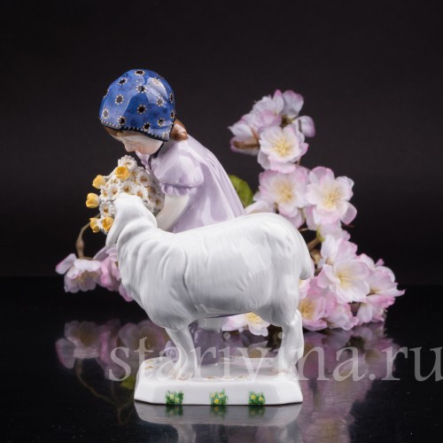 Фарфоровая фигурка Девочка с овечкой, Meissen, Германия, 1910 гг.