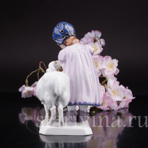 Фарфоровая фигурка Девочка с овечкой, Meissen, Германия, 1910 гг.