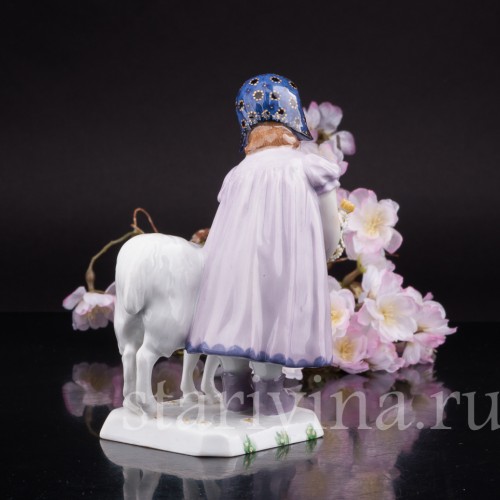 Фарфоровая фигурка Девочка с овечкой, Meissen, Германия, 1910 гг.
