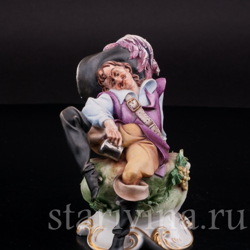 Фарфоровая композиция За стаканчиком вина, Capodimonte, Италия, вт. пол 20 в.