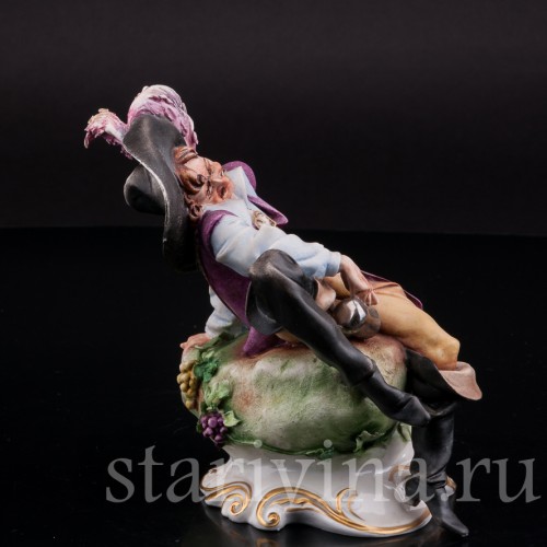 Фарфоровая композиция За стаканчиком вина, Capodimonte, Италия, вт. пол 20 в.