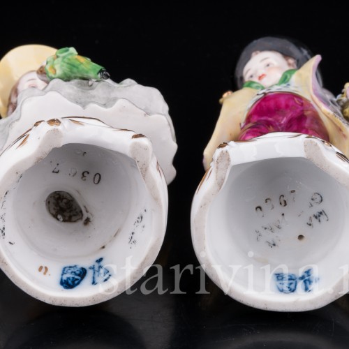 Парная фигурка из фарфора "На именины!", E. A. Muller, Германия, кон. 19 - нач. 20 вв.