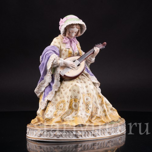 Статуэтка из фарфора Дама с лютней, Carl Thieme, Германия, нач. 20 века.