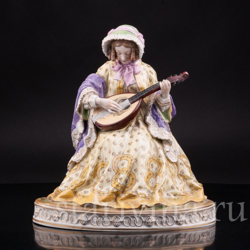 Статуэтка из фарфора Дама с лютней, Carl Thieme, Германия, нач. 20 века.