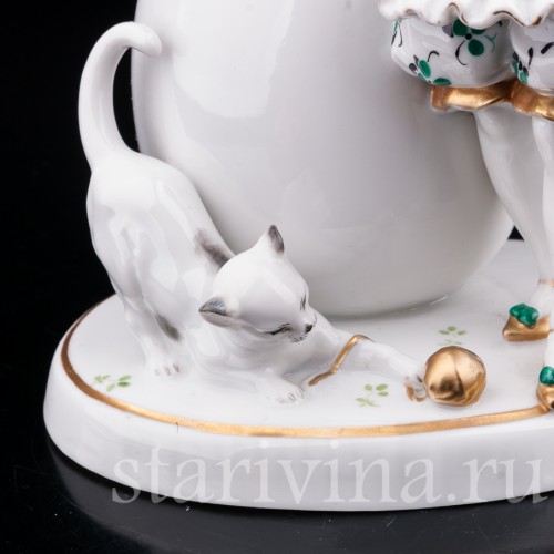 Девочка с кошкой, Hertwig & Co, Германия, 1920-30 гг