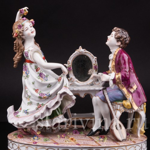 Фарфоровая композиция Дети у зеркала, Volkstedt, Германия, до 1936 года.