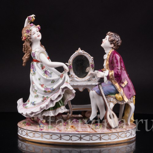 Фарфоровая композиция Дети у зеркала, Volkstedt, Германия, до 1936 года.