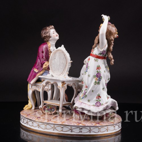 Фарфоровая композиция Дети у зеркала, Volkstedt, Германия, до 1936 года.