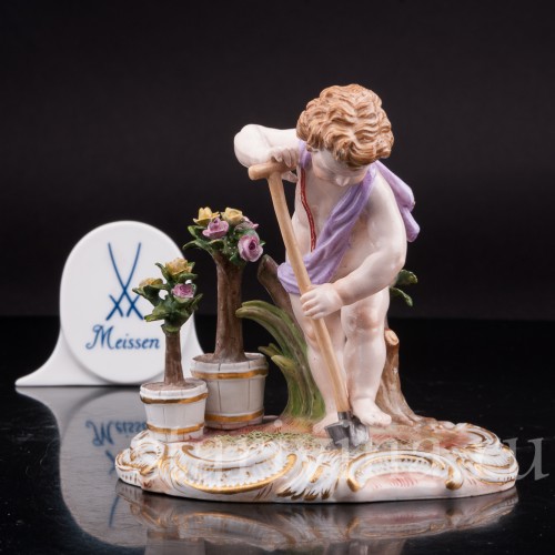 Антикварная статуэтка Аллегория земли, путти с лопатой, Meissen, Германия, сер. 19 - нач. 20 вв.