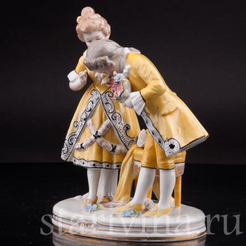 Статуэтка из фарфора Первое свидание, Heubach, Германия, нач. 20 века.