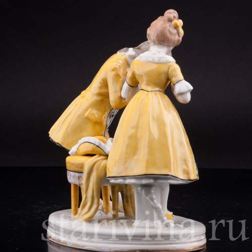 Статуэтка из фарфора Первое свидание, Heubach, Германия, нач. 20 века.