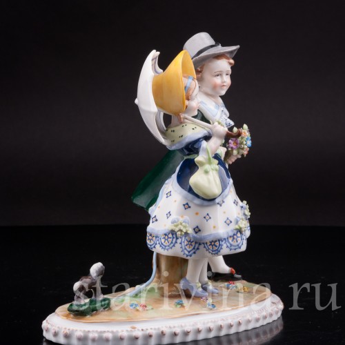 Статуэтка из фарфора Дети на прогулке, E. A. Muller, Германия, 1890-1927 гг.