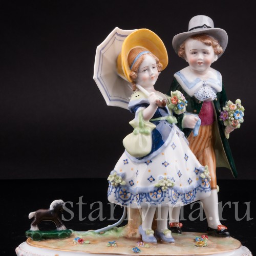 Статуэтка из фарфора Дети на прогулке, E. A. Muller, Германия, 1890-1927 гг.