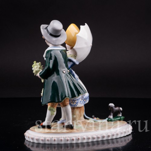Статуэтка из фарфора Дети на прогулке, E. A. Muller, Германия, 1890-1927 гг.