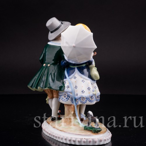 Статуэтка из фарфора Дети на прогулке, E. A. Muller, Германия, 1890-1927 гг.