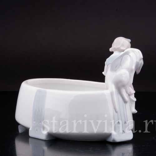 Фарфоровая фигурка Девочка с собакой, вазочка, Metzler & Ortloff, Германия, нач. 20 в.