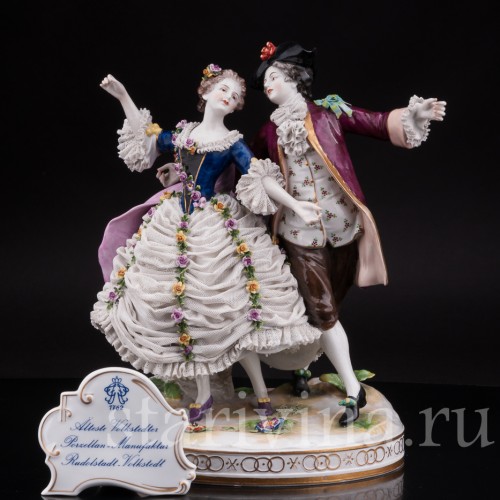 Фарфоровая статуэтка Танцовщица Камарго с кавалером, кружевная, Volkstedt, Германия, до 1935 г.