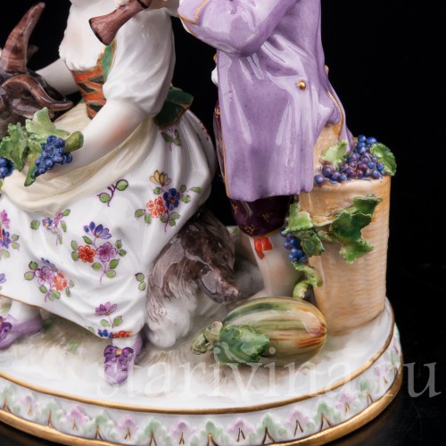 Антикварная статуэтка Аллегория осени, дети с козликом, Meissen, Германия, сер. 19 - нач. 20 вв.