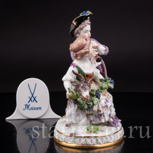 Антикварная статуэтка Аллегория осени, дети с козликом, Meissen, Германия, сер. 19 - нач. 20 вв.