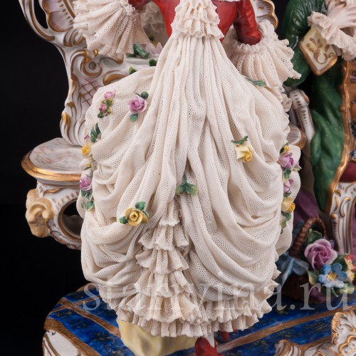 Большая фарфоровая композиция У зеркала, кружевная, Volkstedt, Германия, сер. 20 в.