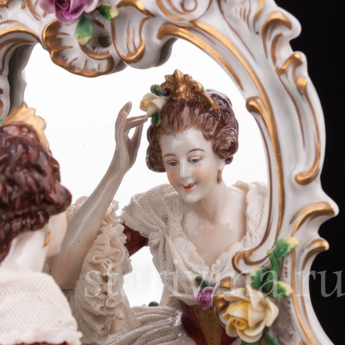 Большая фарфоровая композиция У зеркала, кружевная, Volkstedt, Германия, сер. 20 в.