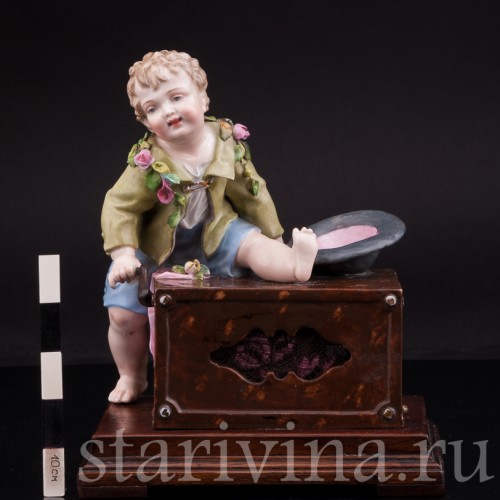 Музыкальная шкатулка Мальчик с шарманкой, Германия, 19 в.