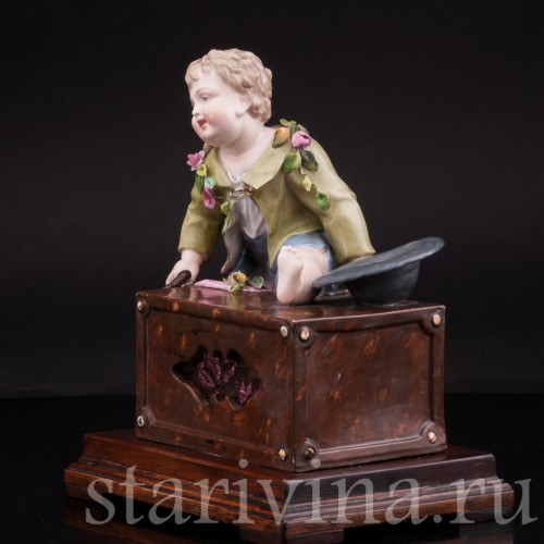 Музыкальная шкатулка Мальчик с шарманкой, Германия, 19 в.