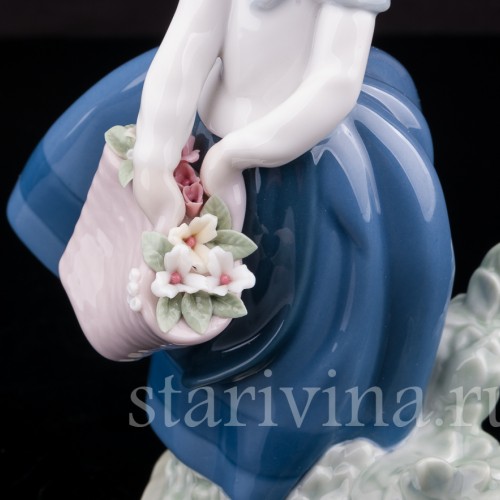Фигурка из фарфора Девочка в шляпке, Lladro, Испания, 1983-2004 гг.