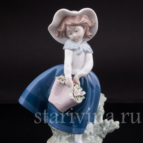 Фигурка из фарфора Девочка в шляпке, Lladro, Испания, 1983-2004 гг.
