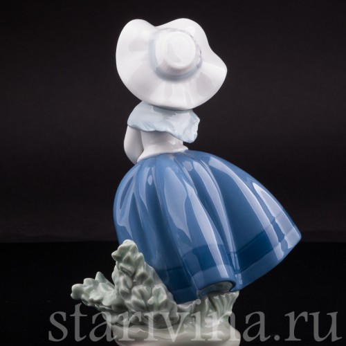 Фигурка из фарфора Девочка в шляпке, Lladro, Испания, 1983-2004 гг.