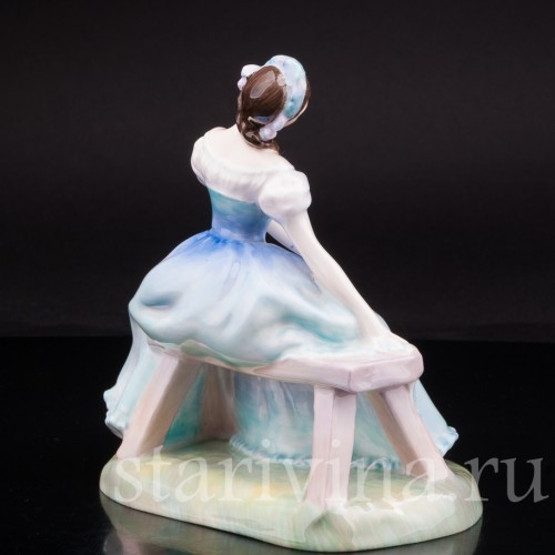 Статуэтка из фарфора Жизель, Royal Doulton, Великобритания, 1953 год.